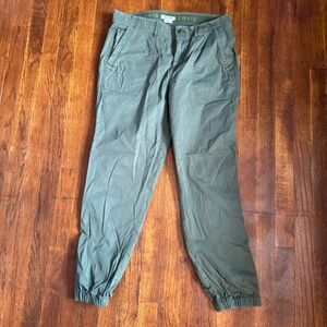 Orvis Olive Green Cargo Style Joggers New Without Tags, Never Worn
